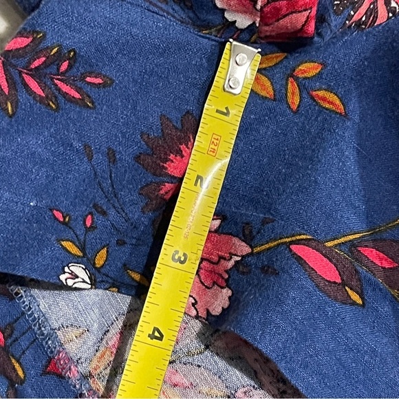 Loft Linen Blend Blue Floral Shorts Size 6 Contrast Pocket 3.5” Inseam Soft Flow - Picture 8 of 8